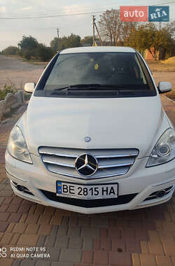 Хэтчбек Mercedes-Benz B-Class 2011 в Снигиревке