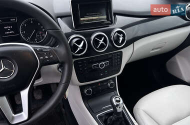 Хэтчбек Mercedes-Benz B-Class 2013 в Нововолынске