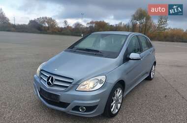 Хэтчбек Mercedes-Benz B-Class 2009 в Киеве