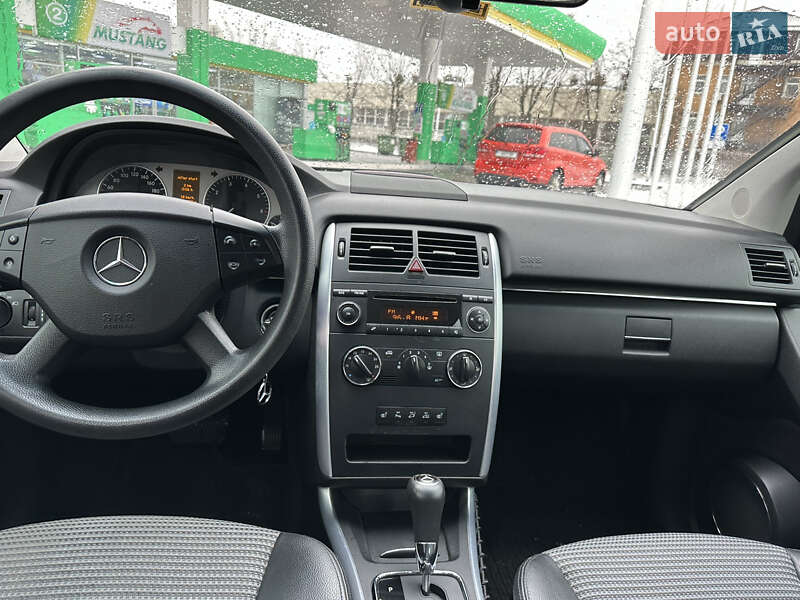 Хетчбек Mercedes-Benz B-Class 2006 в Києві фото 11 Хетчбек Mercedes-Benz B-Class 2006 в Києві
