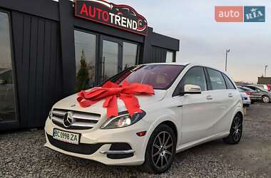 Хэтчбек Mercedes-Benz B-Class 2015 в Львове