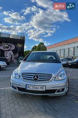 Хэтчбек Mercedes-Benz B-Class 2006 в 