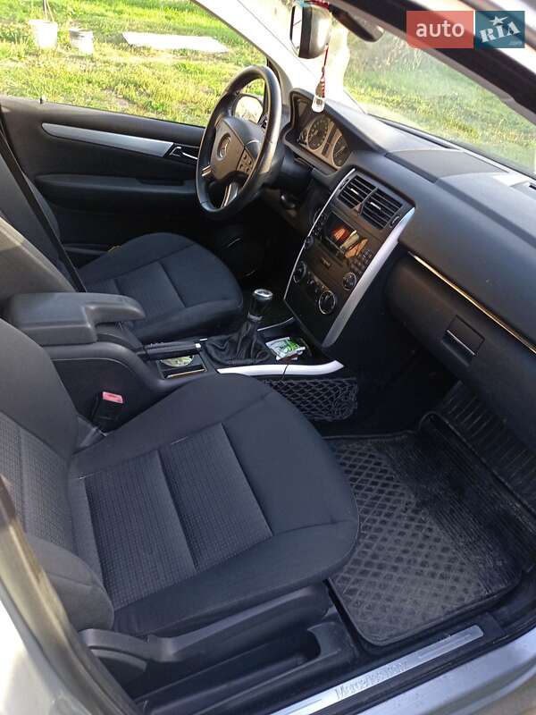 Хэтчбек Mercedes-Benz B-Class 2006 в Ужгороде фото 3 Хэтчбек Mercedes-Benz B-Class 2006 в Ужгороде