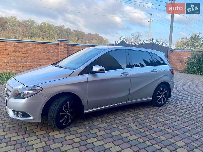 Хэтчбек Mercedes-Benz B-Class 2012 в Жовкве