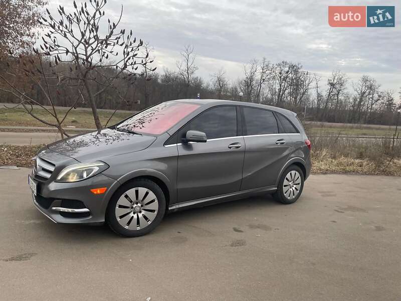 Хэтчбек Mercedes-Benz B-Class 2016 в Белой Церкви