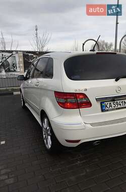 Хэтчбек Mercedes-Benz B-Class 2011 в Киеве