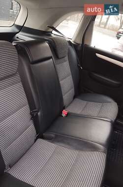 Хэтчбек Mercedes-Benz B-Class 2006 в 