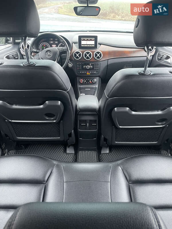 Хэтчбек Mercedes-Benz B-Class 2014 в Коростене