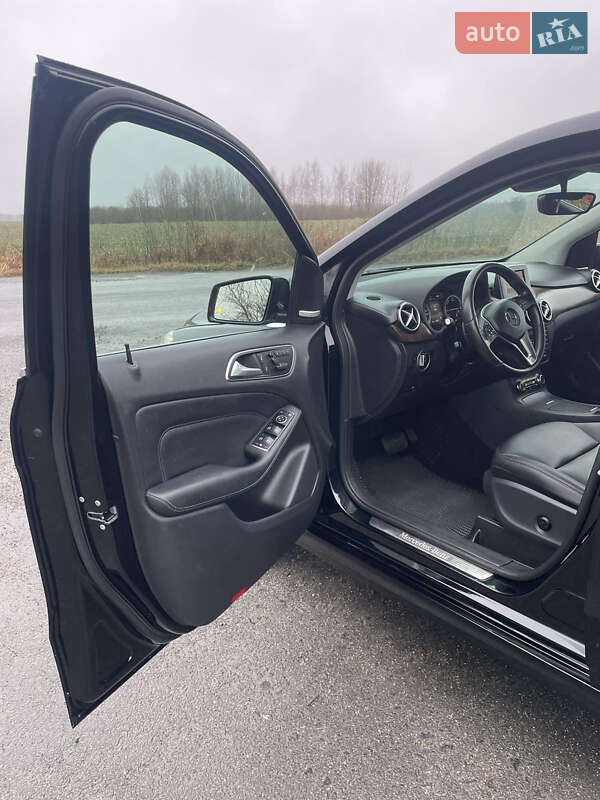 Хэтчбек Mercedes-Benz B-Class 2014 в Коростене