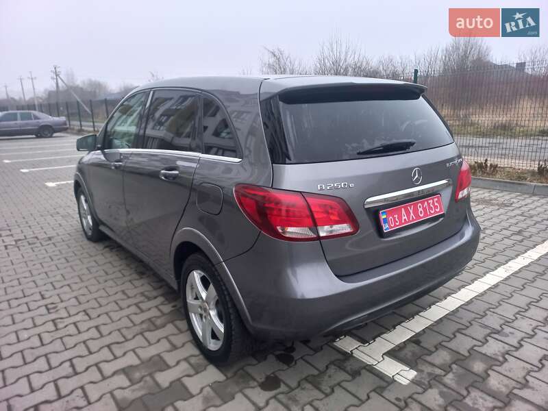 Хэтчбек Mercedes-Benz B-Class 2015 в Ковеле