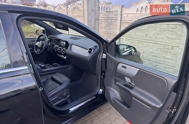Хетчбек Mercedes-Benz B-Class 2019 в 