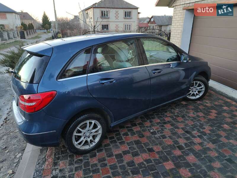Хэтчбек Mercedes-Benz B-Class 2012 в Кременце