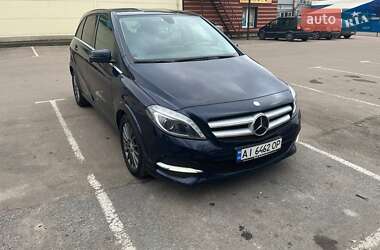 Хэтчбек Mercedes-Benz B-Class 2016 в 