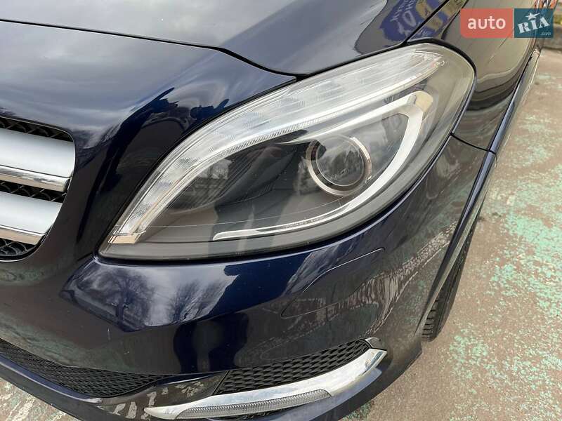 Хетчбек Mercedes-Benz B-Class 2016 в Житомирі