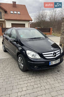 Хэтчбек Mercedes-Benz B-Class 2007 в 