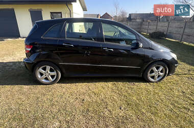 Хэтчбек Mercedes-Benz B-Class 2006 в 