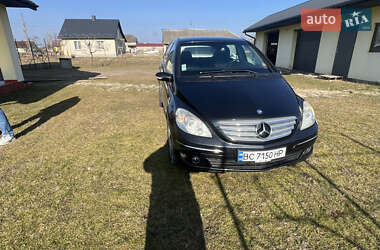 Хэтчбек Mercedes-Benz B-Class 2006 в 