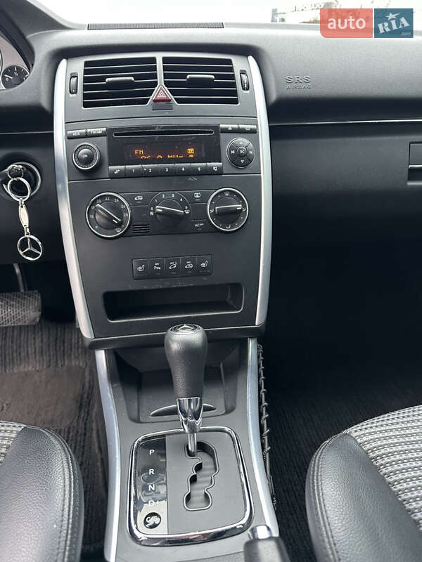 Хетчбек Mercedes-Benz B-Class 2006 в Києві фото 53 Хетчбек Mercedes-Benz B-Class 2006 в Києві