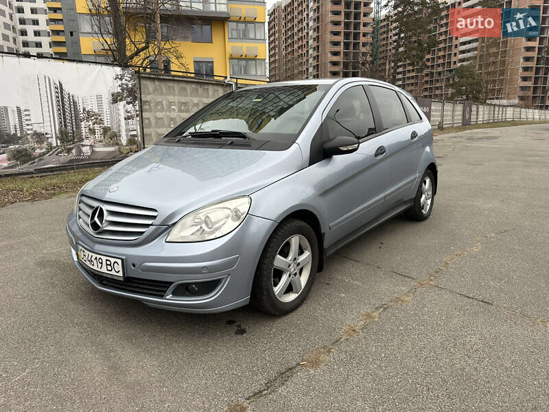 Хетчбек Mercedes-Benz B-Class 2006 в Києві фото 77 Хетчбек Mercedes-Benz B-Class 2006 в Києві