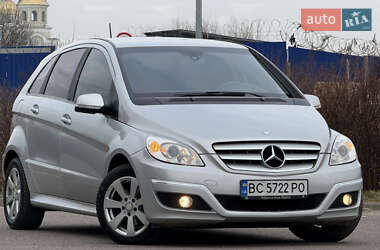 Хетчбек Mercedes-Benz B-Class 2010 в Дрогобичі