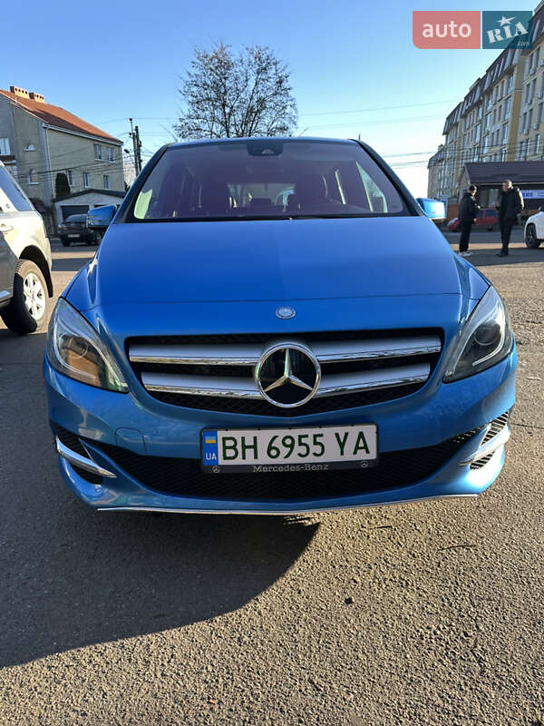 Хэтчбек Mercedes-Benz B-Class 2015 в Одессе