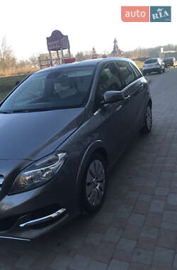 Хэтчбек Mercedes-Benz B-Class 2014 в 