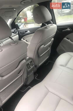 Хэтчбек Mercedes-Benz B-Class 2014 в 