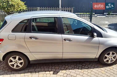 Хэтчбек Mercedes-Benz B-Class 2006 в 