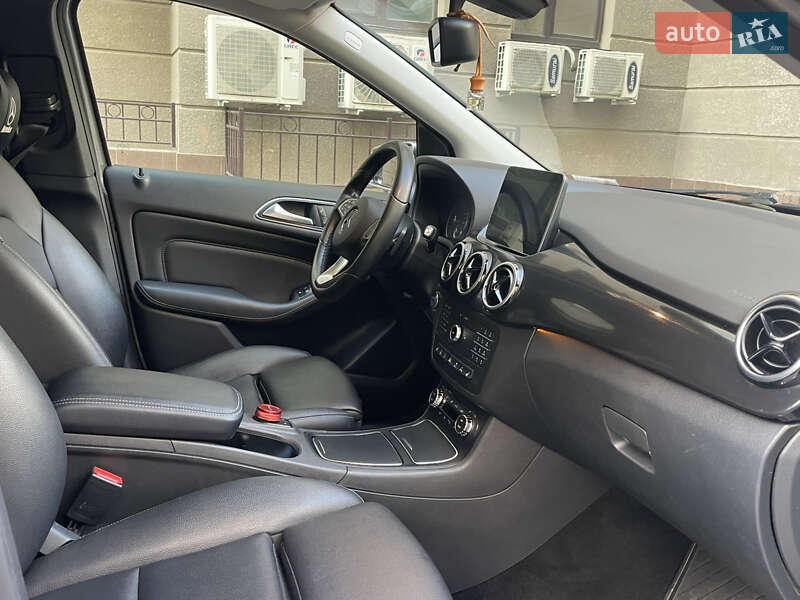 Хэтчбек Mercedes-Benz B-Class 2017 в Одессе