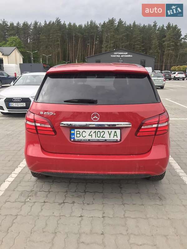 Хэтчбек Mercedes-Benz B-Class 2015 в Львове