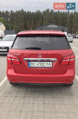 Хэтчбек Mercedes-Benz B-Class 2015 в 