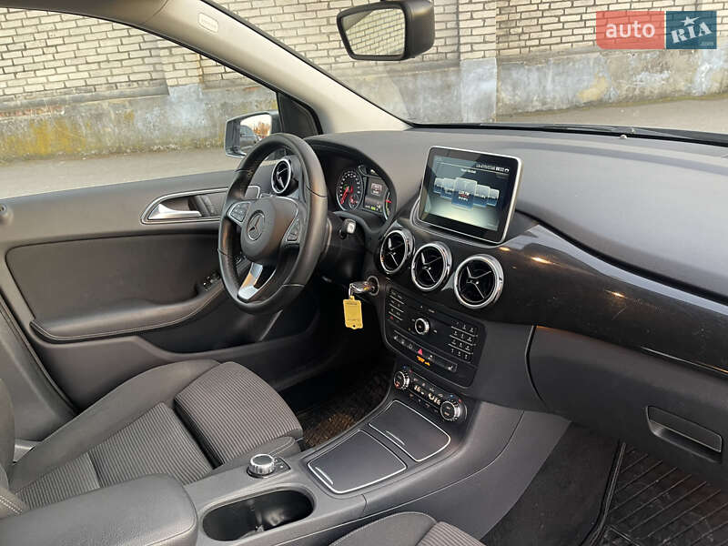 Хэтчбек Mercedes-Benz B-Class 2016 в Виннице