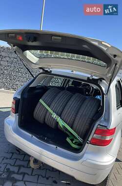 Хэтчбек Mercedes-Benz B-Class 2006 в 