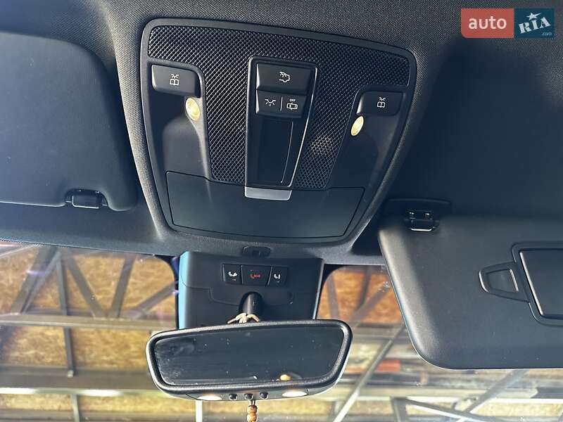 Хэтчбек Mercedes-Benz B-Class 2016 в Киеве