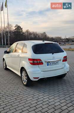 Хетчбек Mercedes-Benz B-Class 2011 в Львові