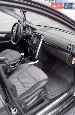 Хэтчбек Mercedes-Benz B-Class 2006 в 