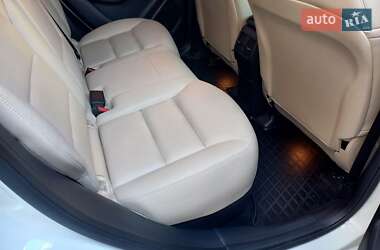 Хэтчбек Mercedes-Benz B-Class 2017 в 