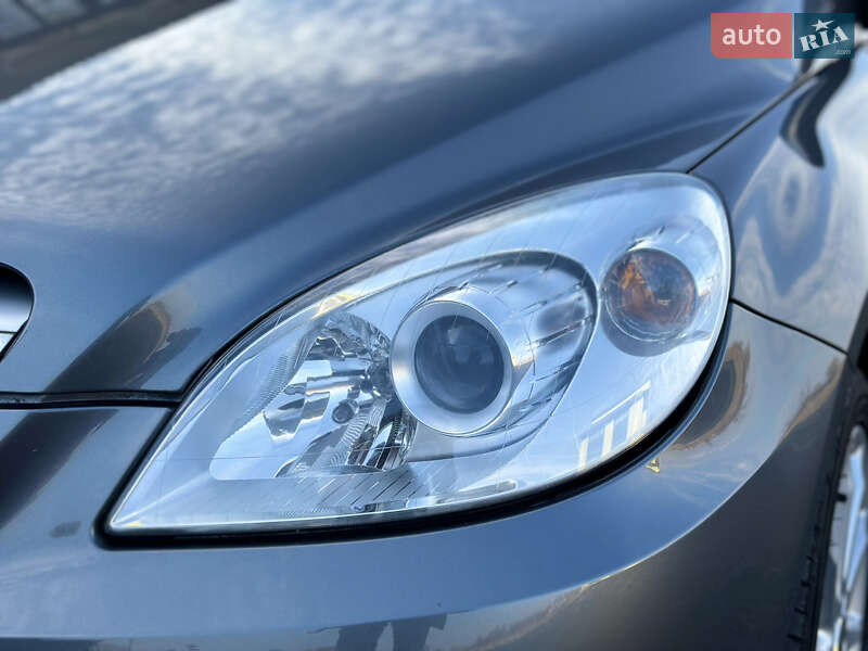 Хетчбек Mercedes-Benz B-Class 2011 в Тернополі