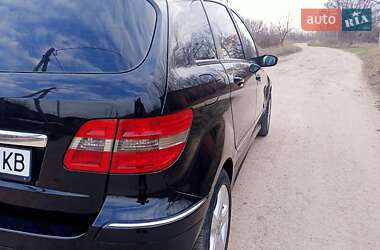 Хэтчбек Mercedes-Benz B-Class 2006 в 
