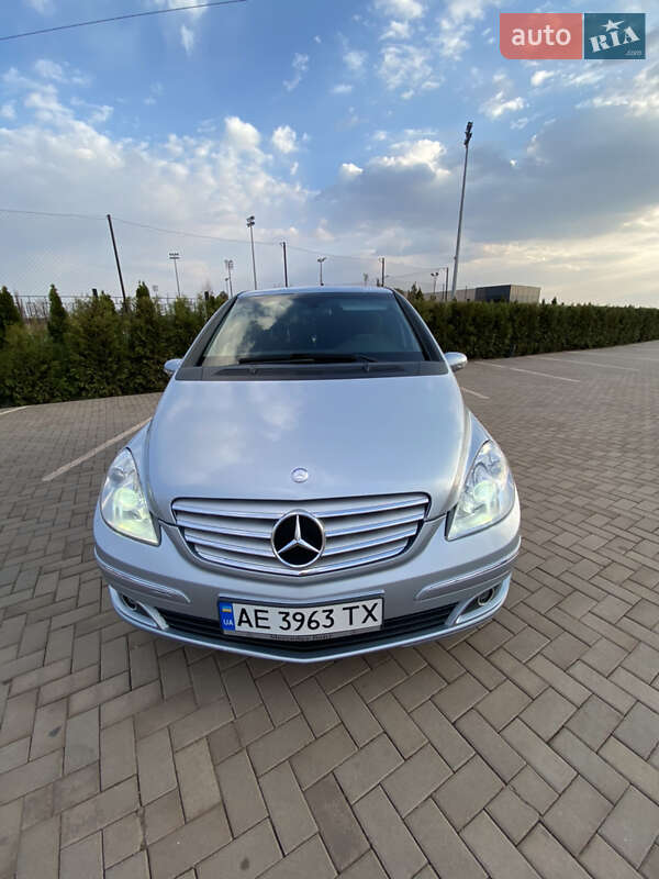 Хэтчбек Mercedes-Benz B-Class 2008 в Кривом Роге фото 2 Хэтчбек Mercedes-Benz B-Class 2008 в Кривом Роге