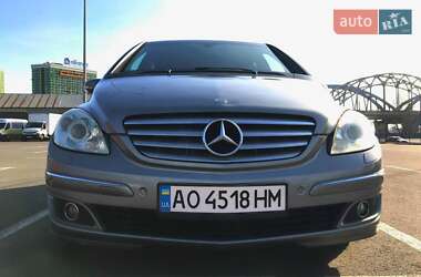 Хэтчбек Mercedes-Benz B-Class 2006 в 