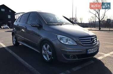 Хэтчбек Mercedes-Benz B-Class 2006 в 