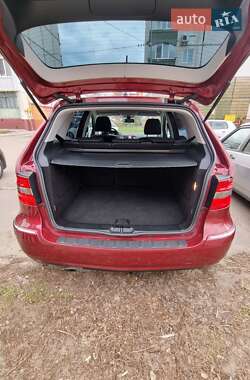 Хетчбек Mercedes-Benz B-Class 2009 в 