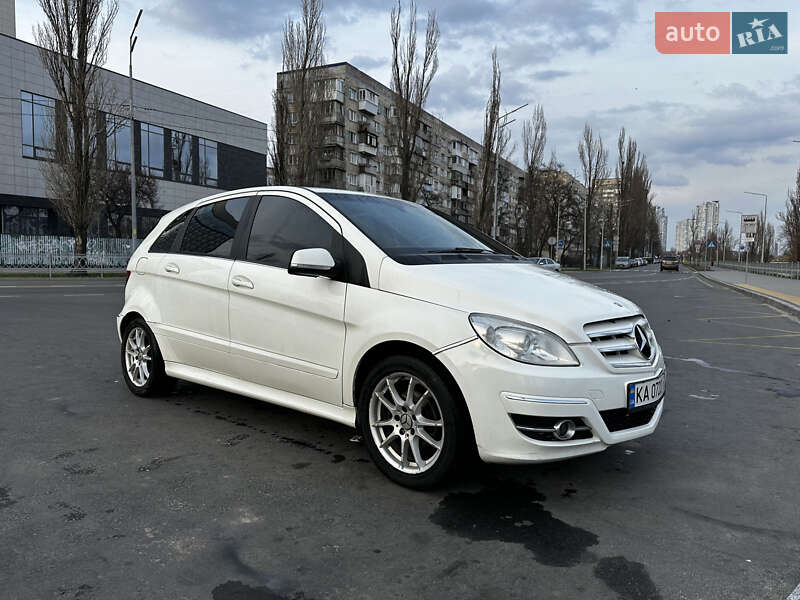 Хэтчбек Mercedes-Benz B-Class 2008 в Киеве
