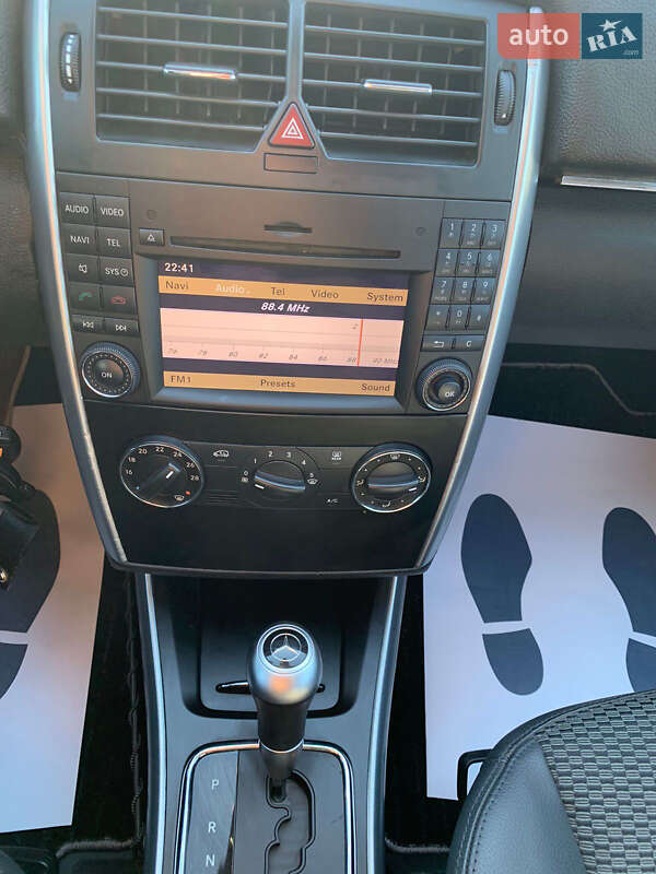 Хэтчбек Mercedes-Benz B-Class 2010 в Киеве