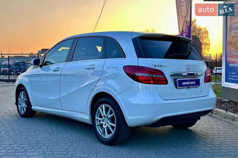 Хетчбек Mercedes-Benz B-Class 2016 в Львові