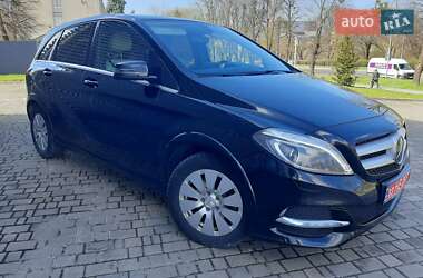 Хэтчбек Mercedes-Benz B-Class 2015 в 