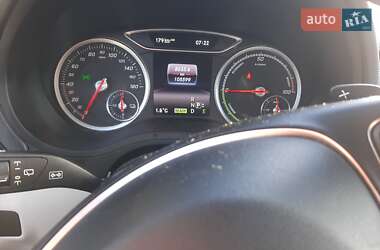 Хэтчбек Mercedes-Benz B-Class 2015 в 