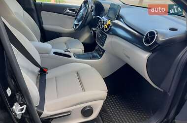 Хэтчбек Mercedes-Benz B-Class 2015 в 