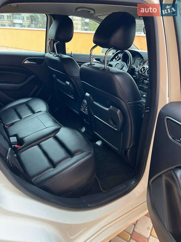 Хэтчбек Mercedes-Benz B-Class 2014 в Одессе